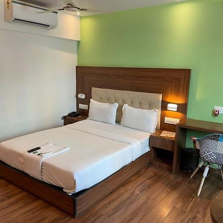 Hotel Byaris International By Bizzgrow Hotels Bombay Exterior foto