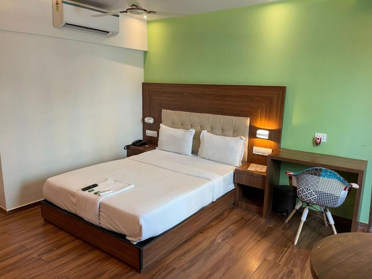 Hotel Byaris International By Bizzgrow Hotels Bombay Exterior foto