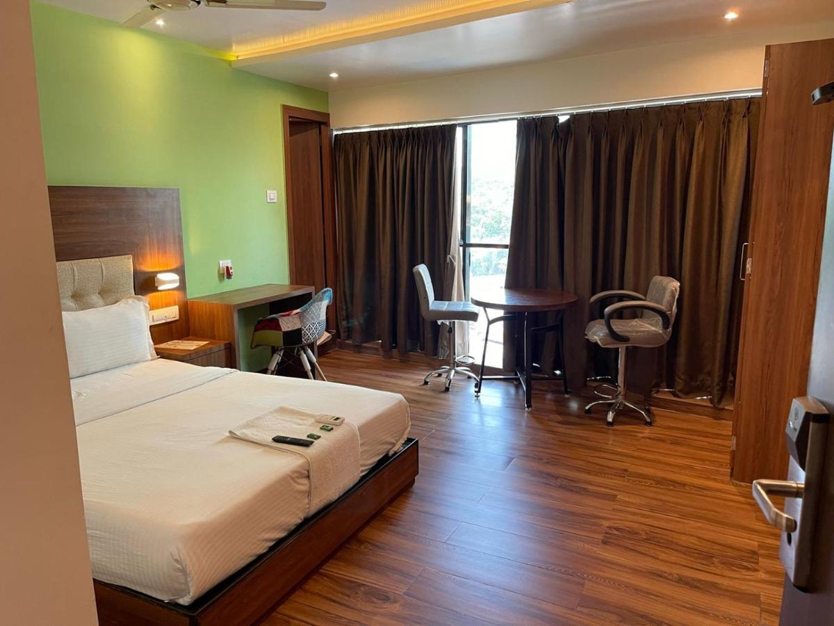 Hotel Byaris International By Bizzgrow Hotels Bombay Exterior foto
